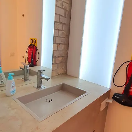 홈스테이 Helles Im Loft
