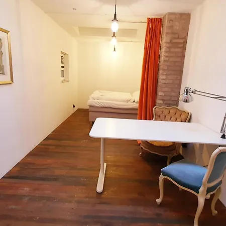Helles Im Loft Rum i privatbostad *